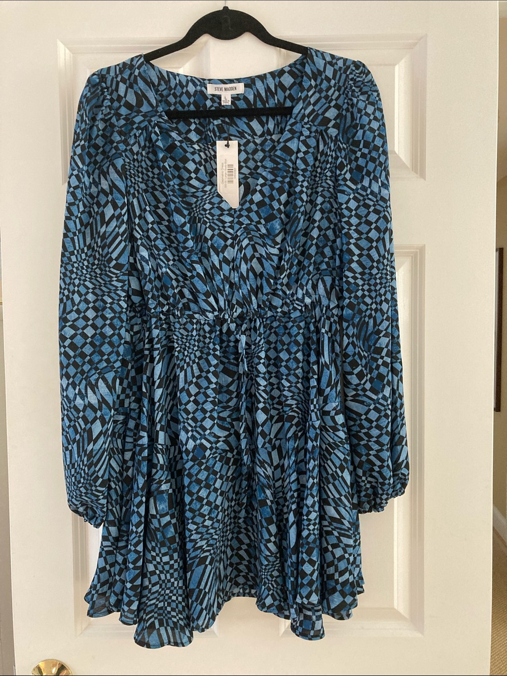 Steve Madden Blue and Black Geometric Long Sleeve Mini Dress